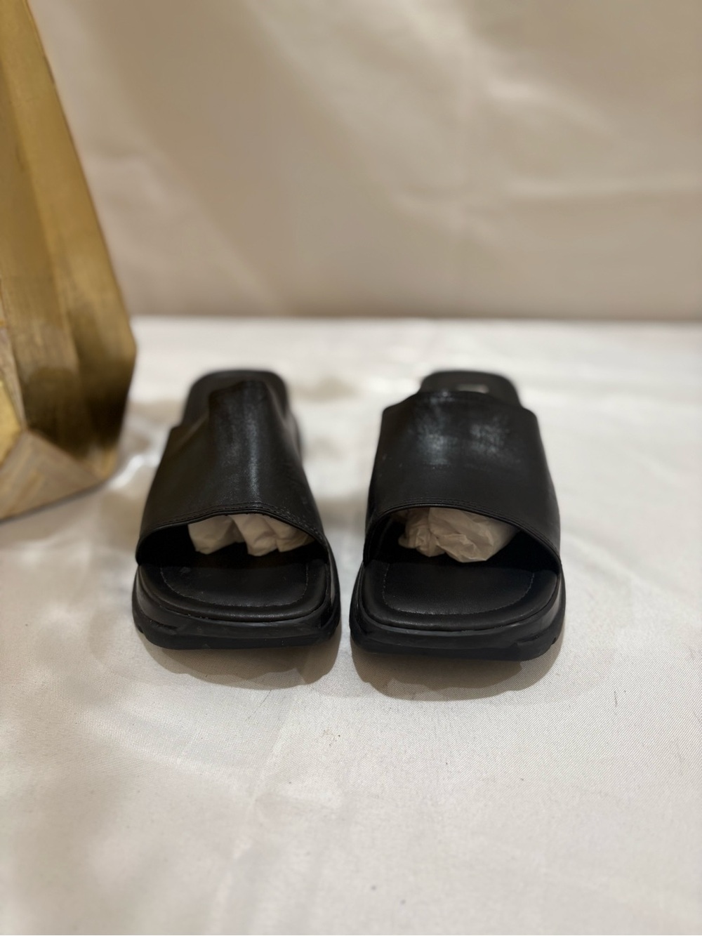 Steve Madden Black Leather Slide Sandals Size: 8.5